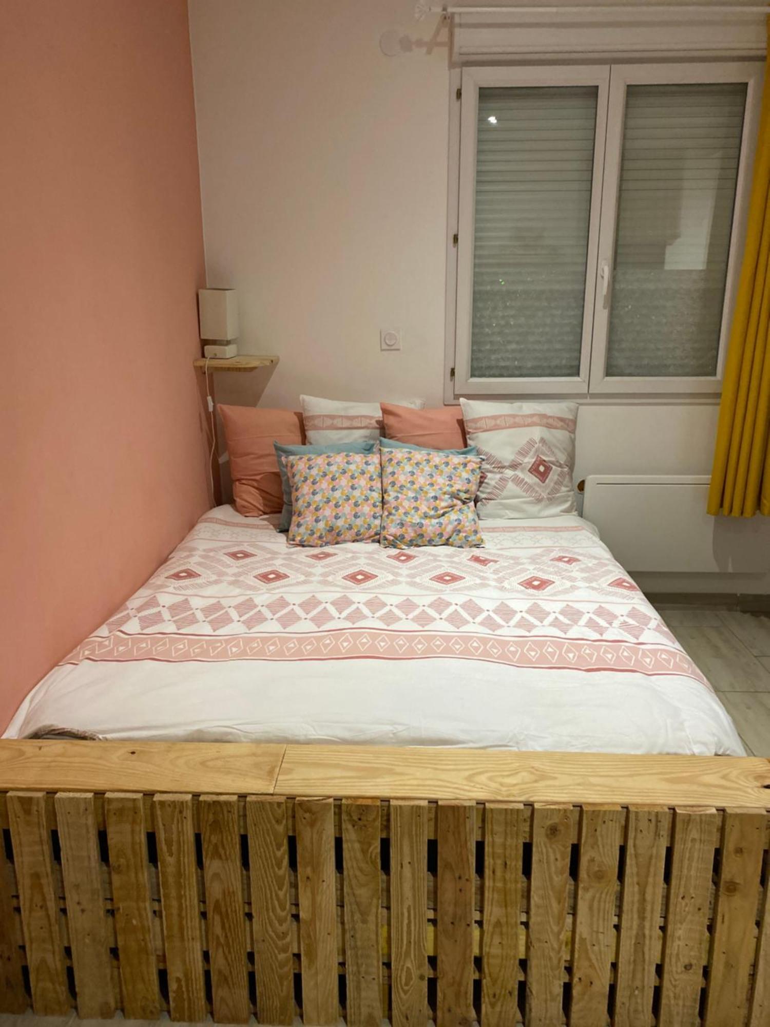 Apartamento La Petite Escapade Calais Exterior foto